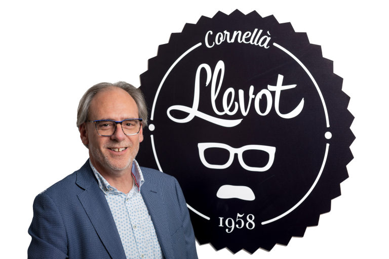Josep, propietario de Óptica Llevot